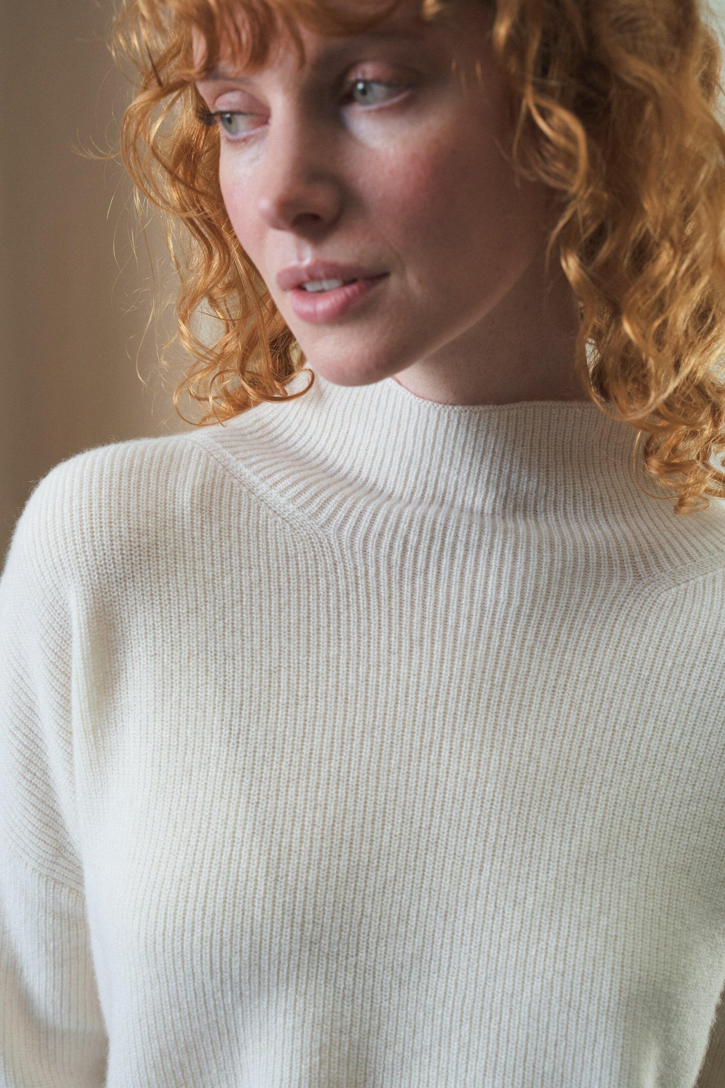 LILLY PILLY Lumi cashmere knit in Ivory close up view