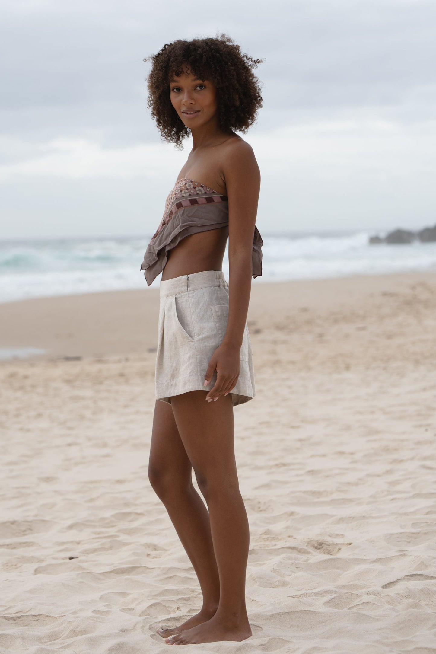 LILLY PILLY Gaia linen shorts in Oatmeal