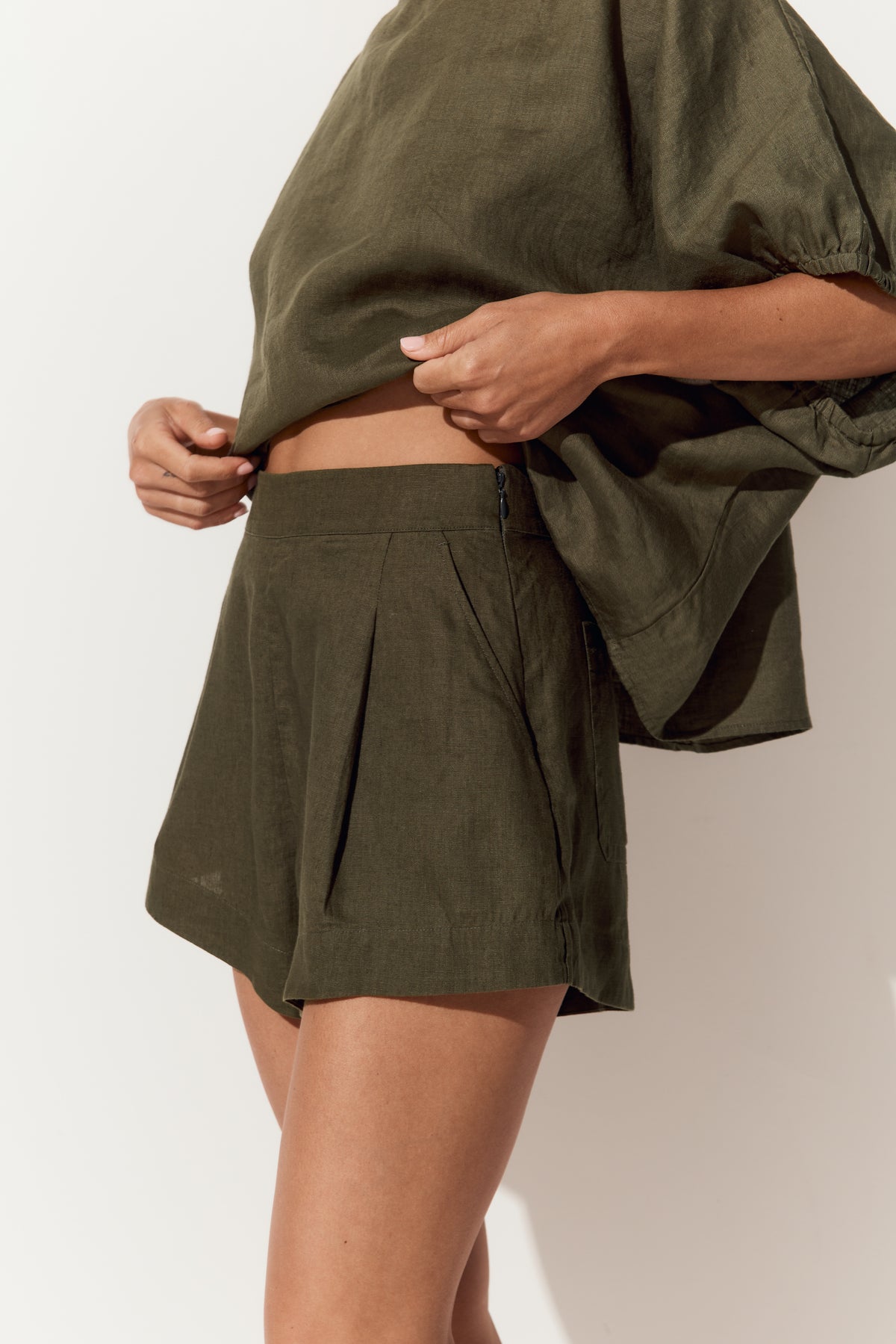 Gaia Linen Shorts in Khaki - close up three quarter view showing zipper with matching Tina linen top - Lilly Pilly Collection
