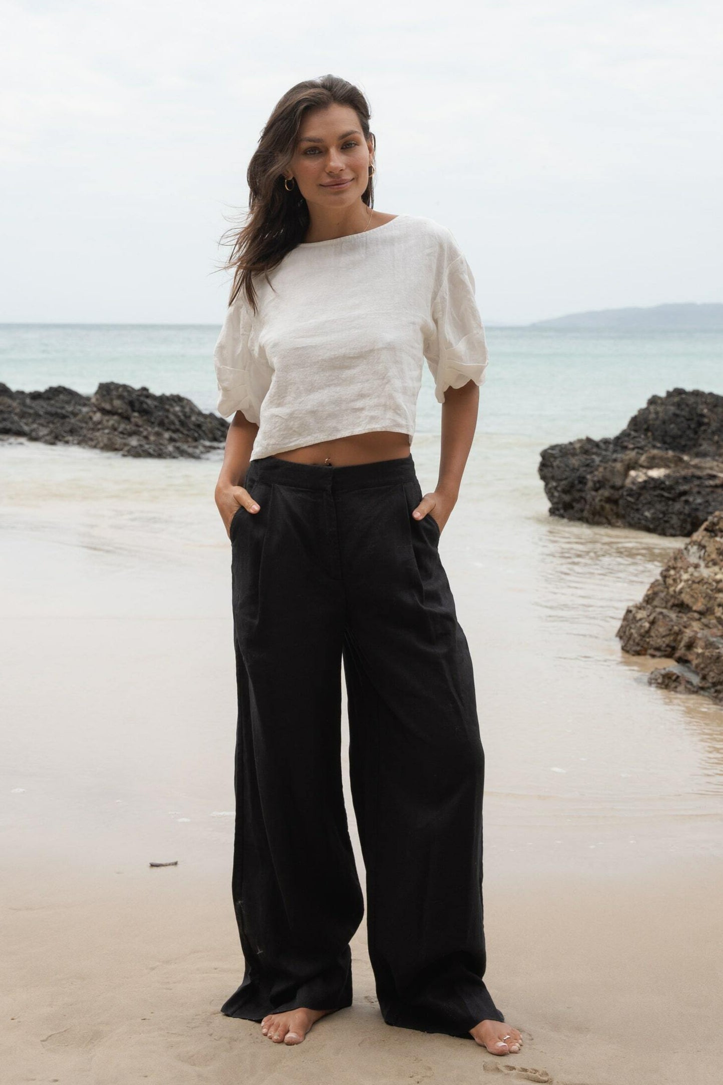 LILLY PILLY Oli linen pants in Black front view