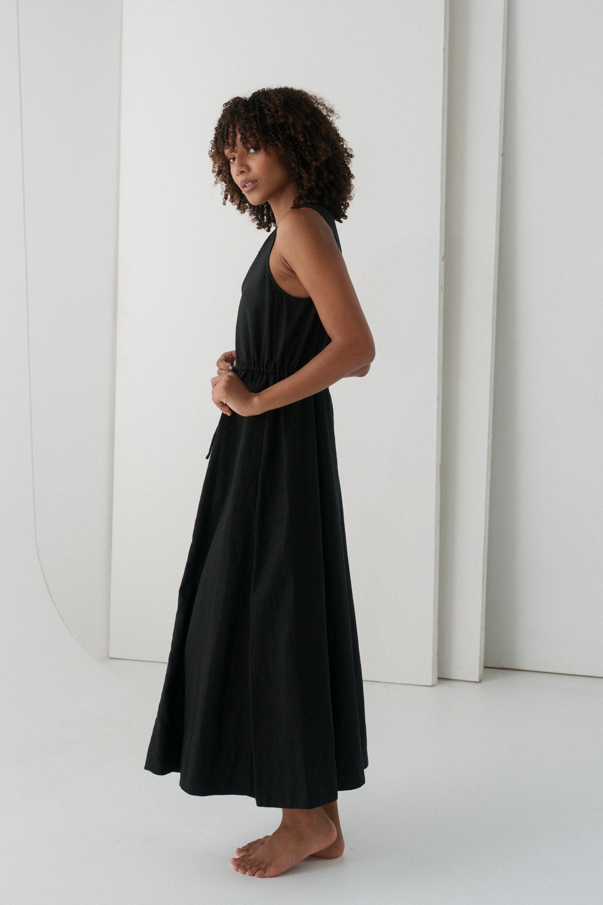 LILLY PILLY Ruby linen dress in Black