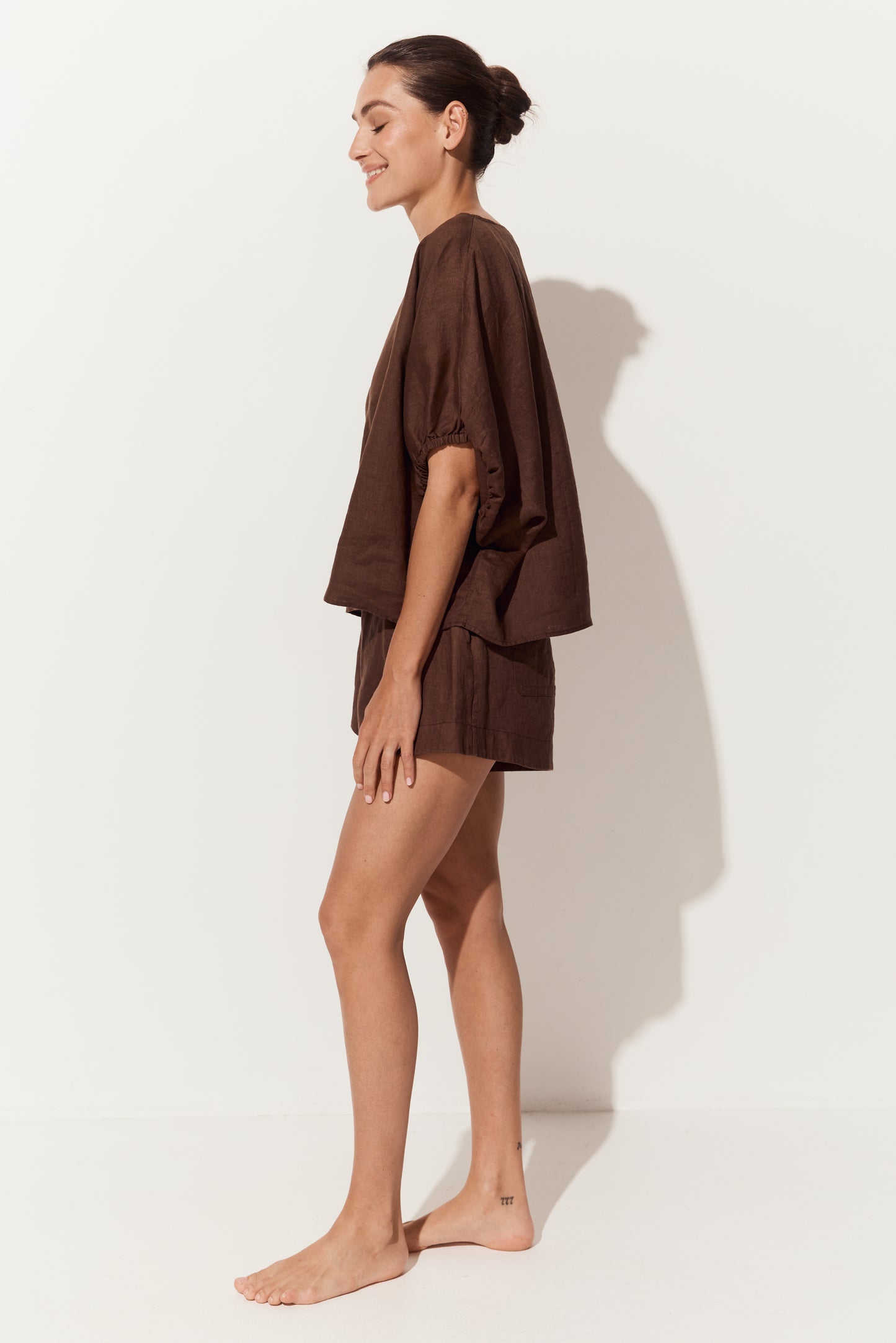 Tina Linen Top - Chocolate