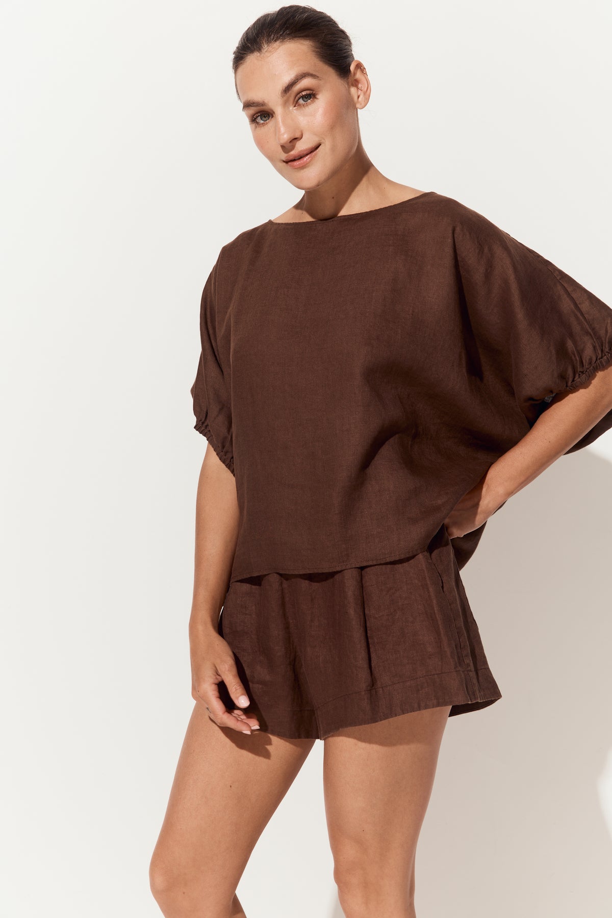 Tina Linen Top - Chocolate